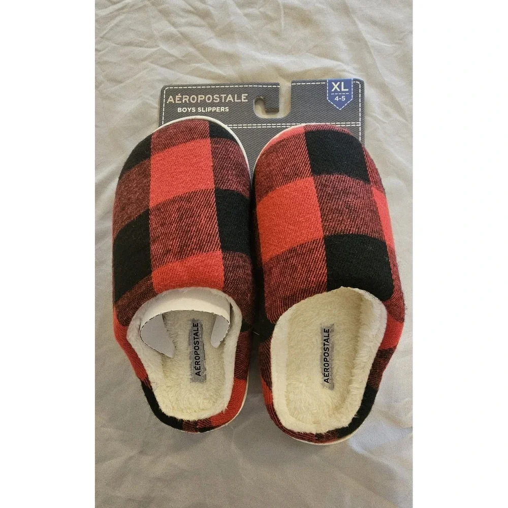 Aeropostale Kids Buffalo Check Plaid Slippers Youth Size XL (4-5) New